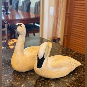 Vintage Primitive Folk Art Wood White Pair Hand-Carved Swan Decoy Sculptures